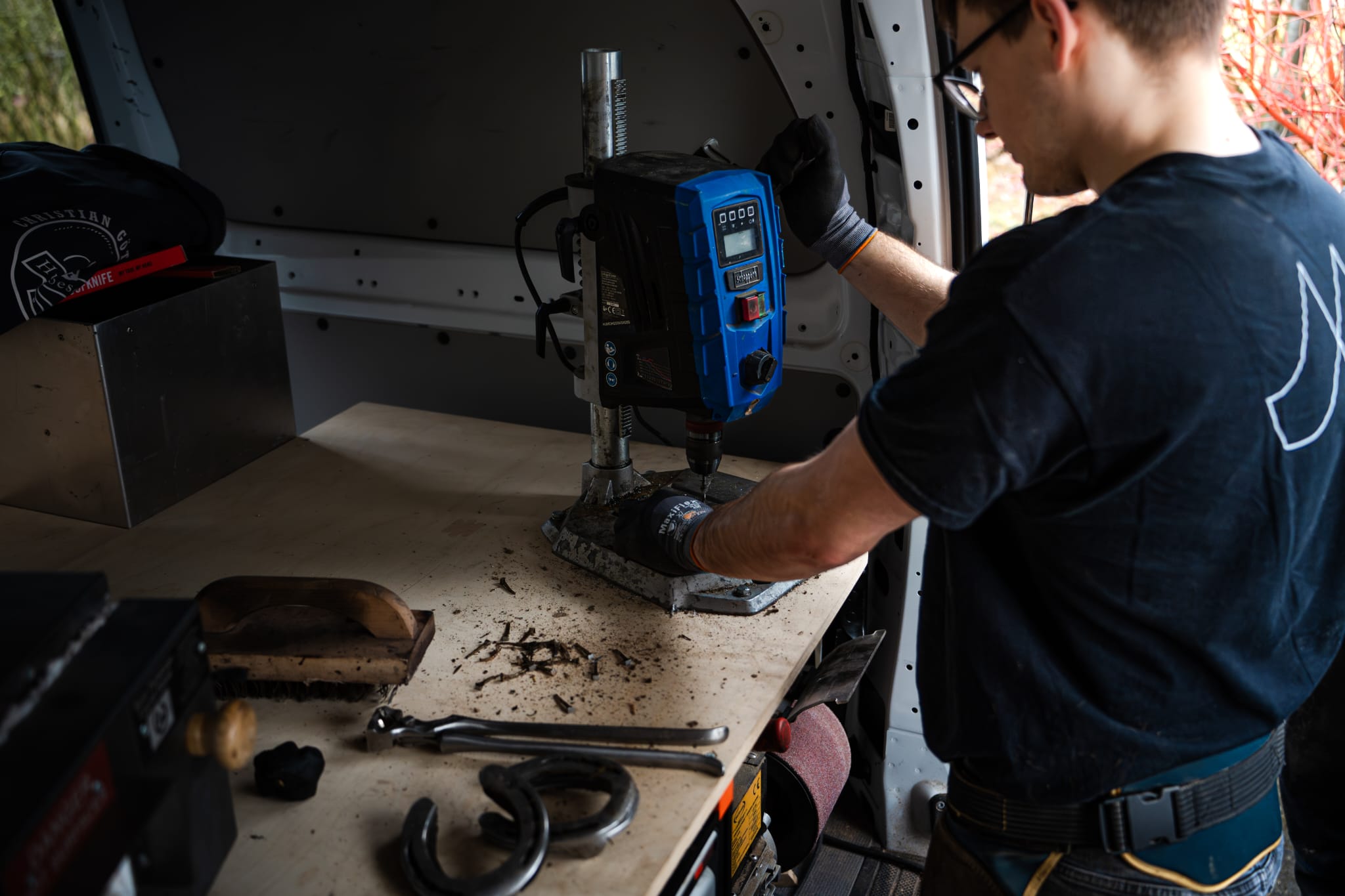 Warmbeschlag am Pferd